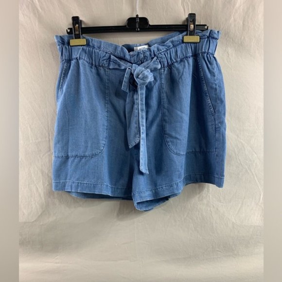 Denim Shorts - Picture 2 of 3